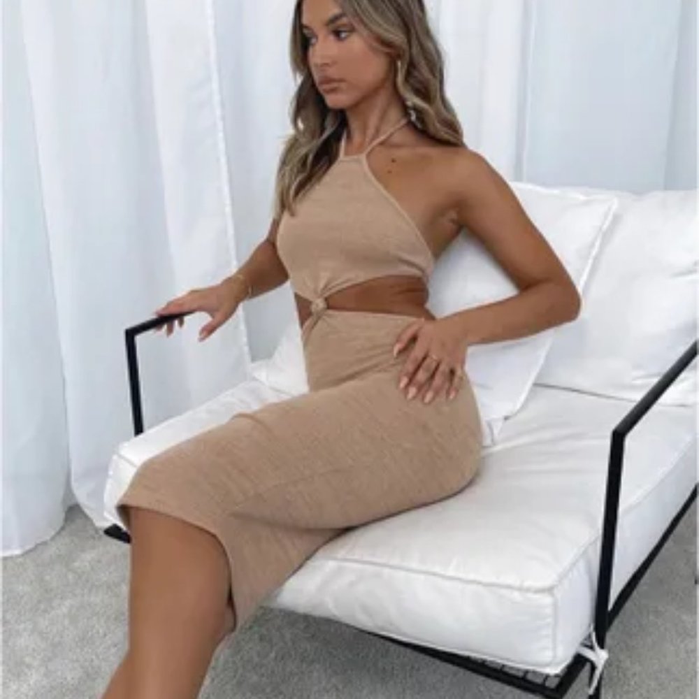Break My Stride Midi Dress Beige